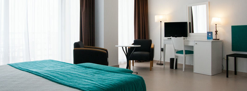 Hotel Costa Conil By Fuerte Group Conil De La Frontera Exteriör bild
